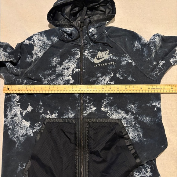 Nike Hoodie Medium International Rio De Janeiro Long Sleeves Gym Workout Casual - Picture 7 of 9